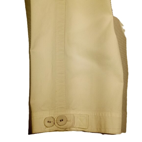 Eddie Bauer SHAW Pants  sz 8  White  Corduroy  Capris  Button detail Pockets GUC - Picture 10 of 12